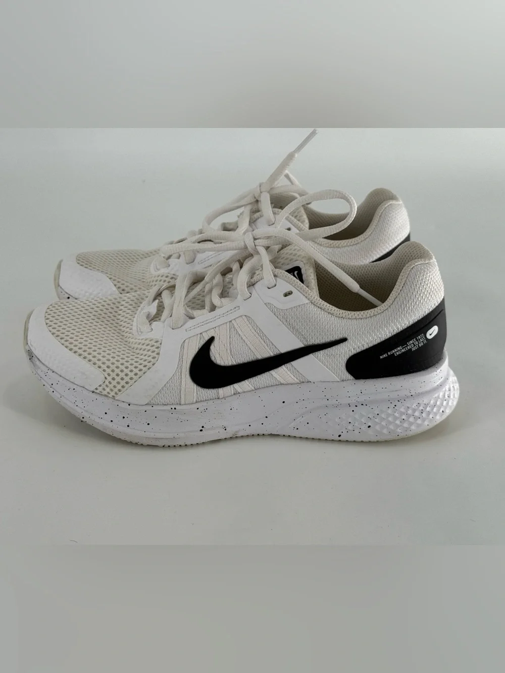 Nike Women's Run Swift 2 Size 7.5